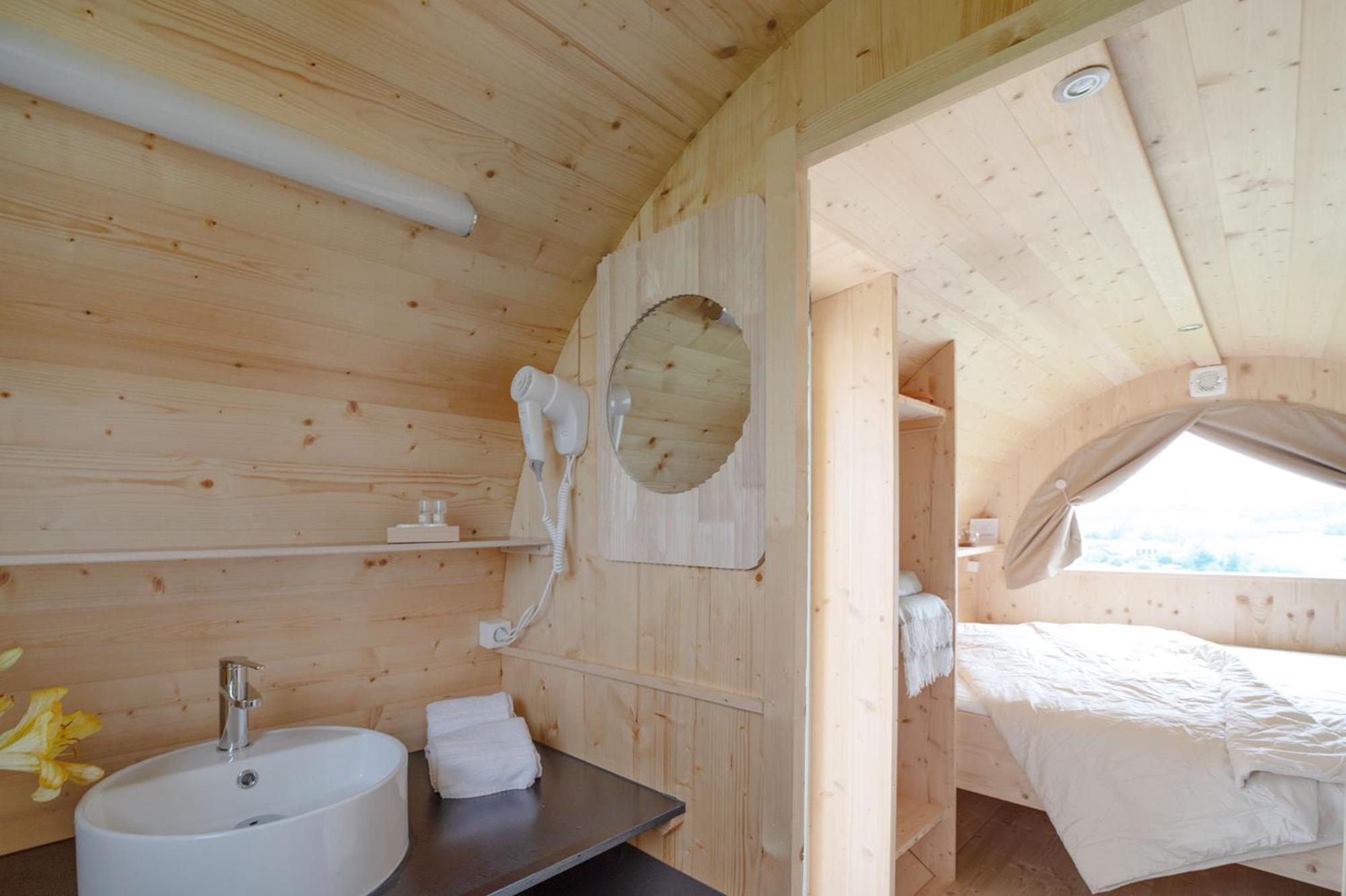 Notte Nella Botte Hotel Vignale Monferrato ภายนอก รูปภาพ