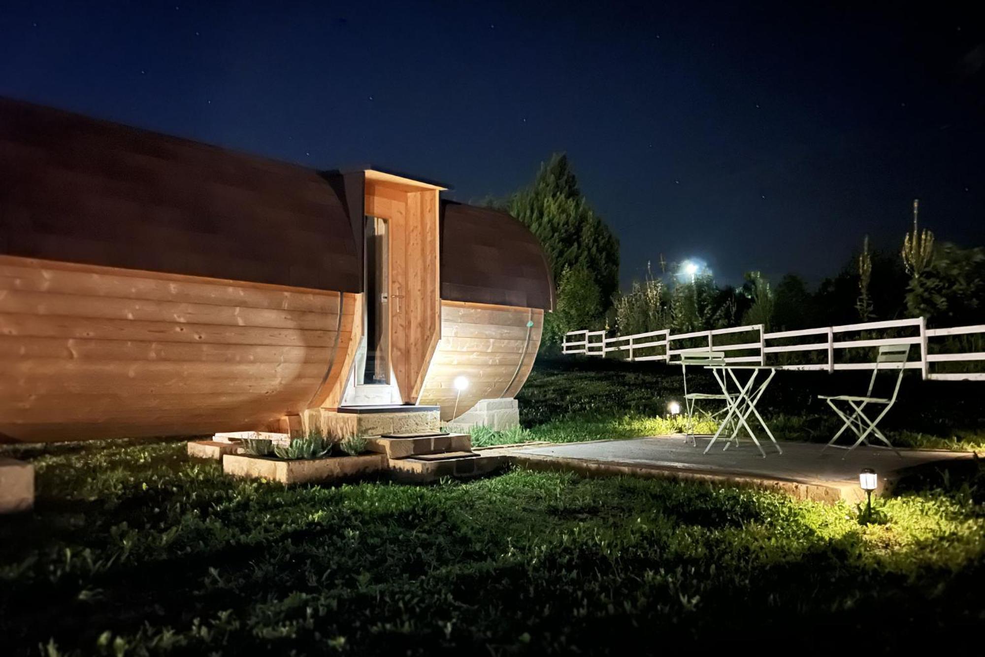 Notte Nella Botte Hotel Vignale Monferrato ภายนอก รูปภาพ