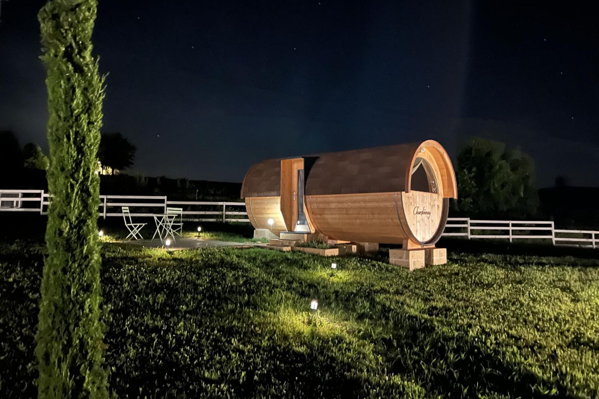 Notte Nella Botte Hotel Vignale Monferrato ภายนอก รูปภาพ