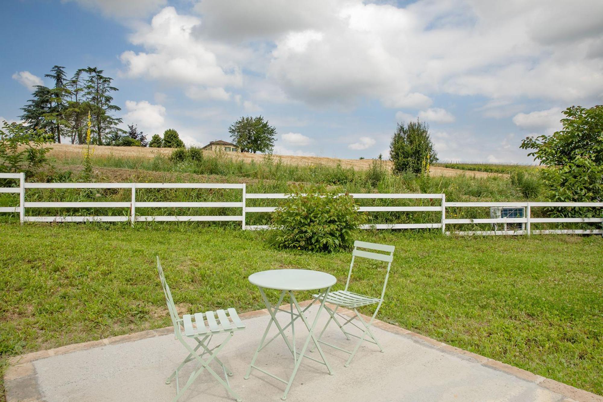 Notte Nella Botte Hotel Vignale Monferrato ภายนอก รูปภาพ