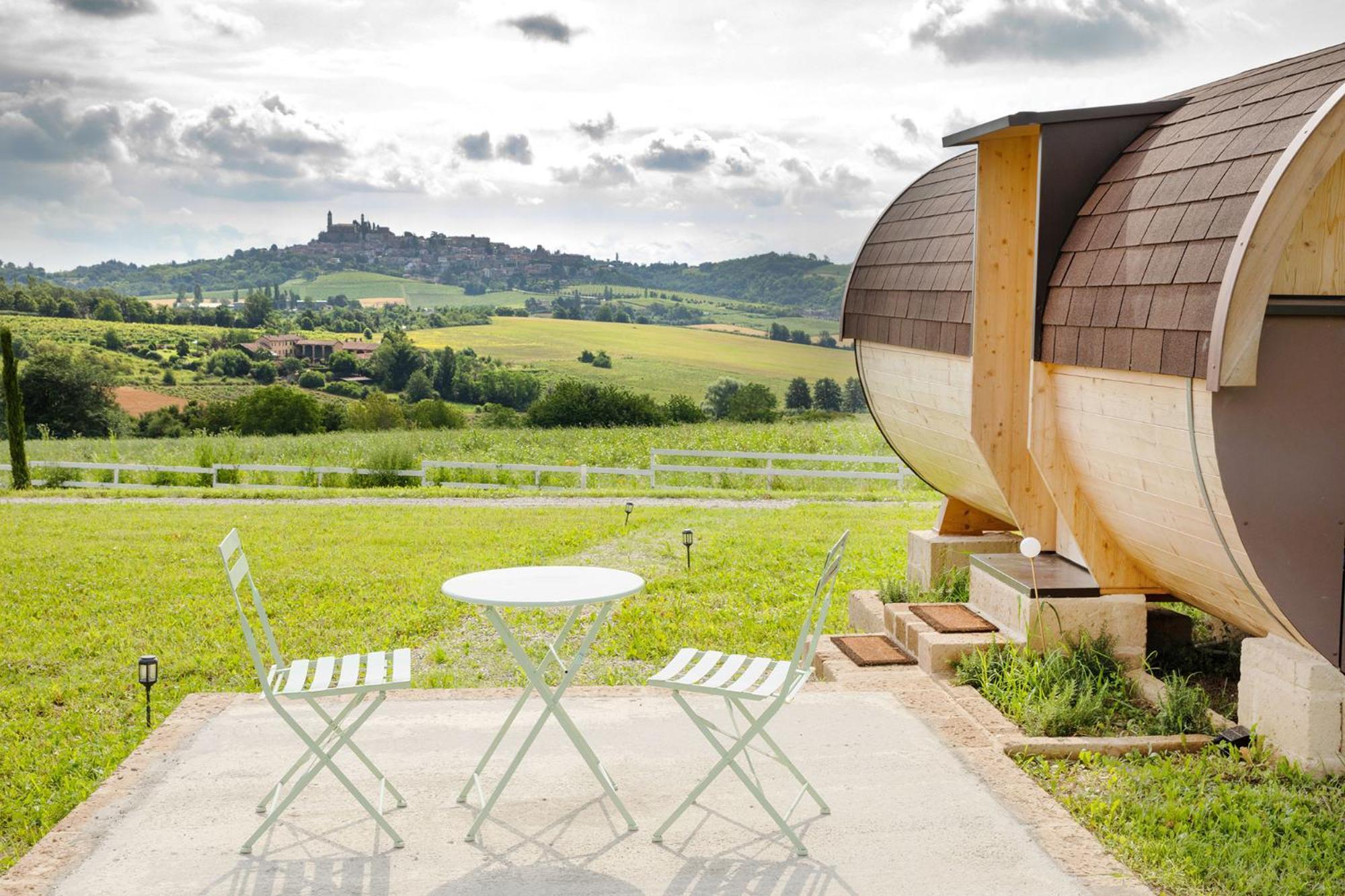 Notte Nella Botte Hotel Vignale Monferrato ภายนอก รูปภาพ